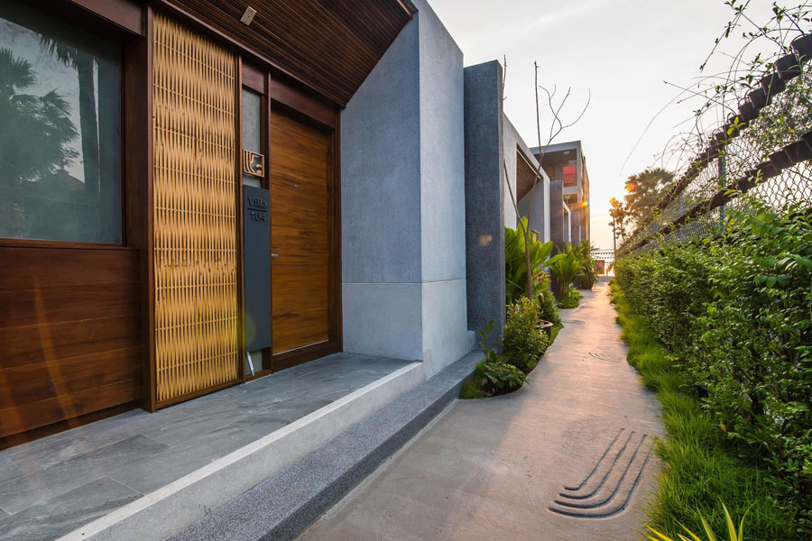 Pool Access Villa